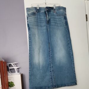 Torrid Bombshell Wide Leg Ankle Crop Denim Jeans